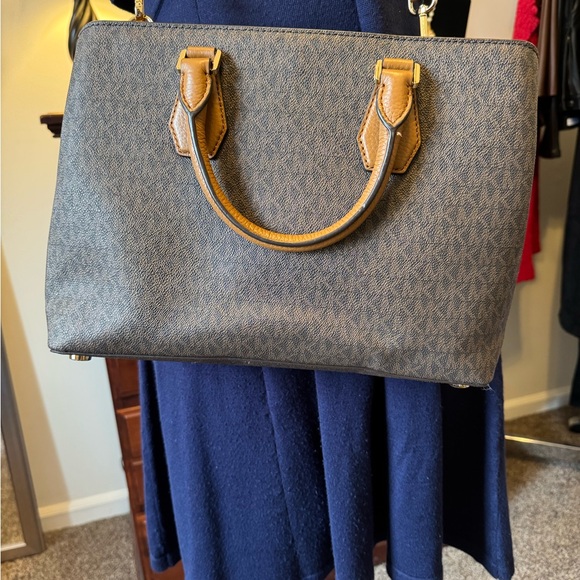 Michael Kors Brown and Tan Women's Bag - Picture 4 of 11